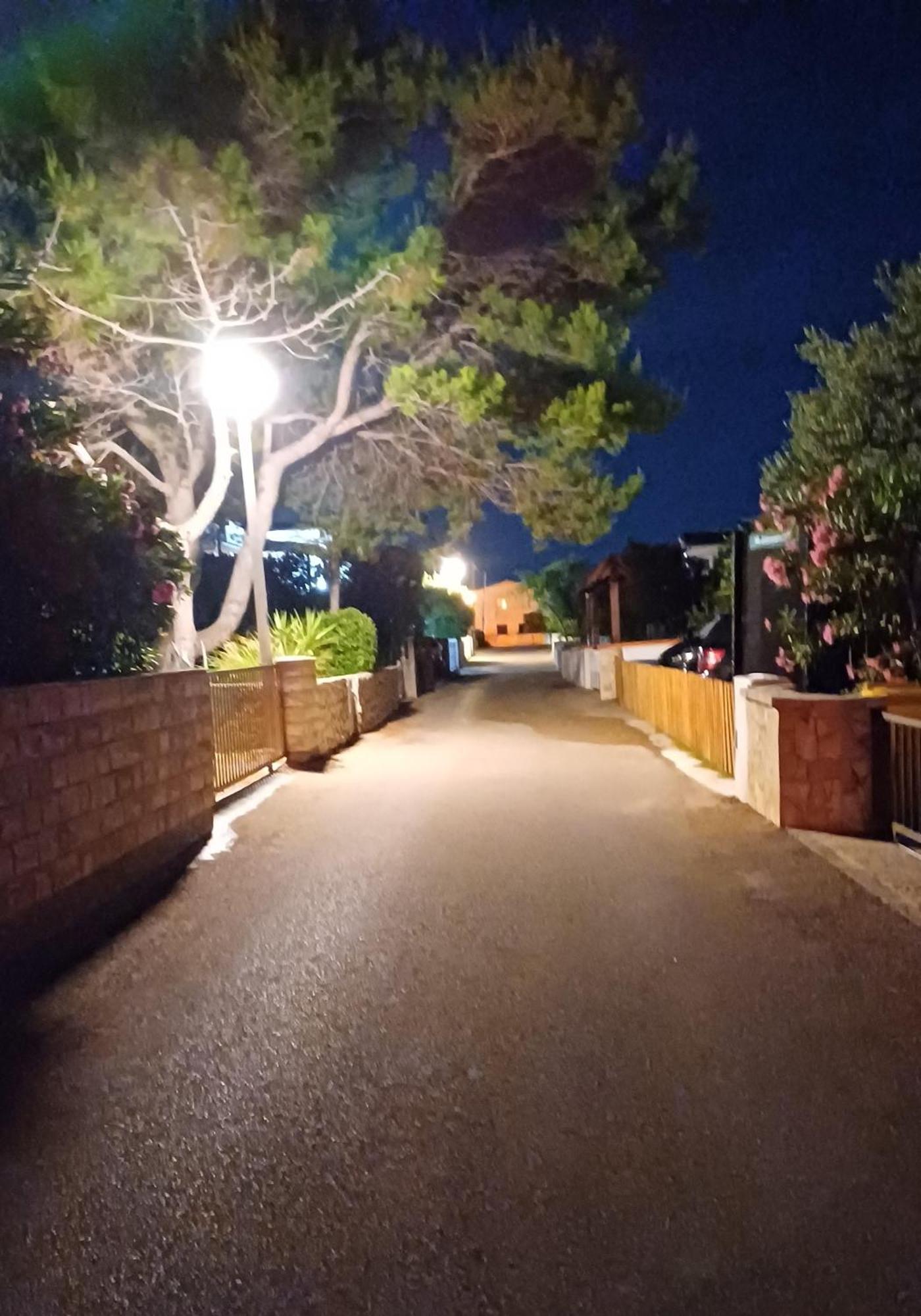Apartmani Mira Vir Luaran gambar