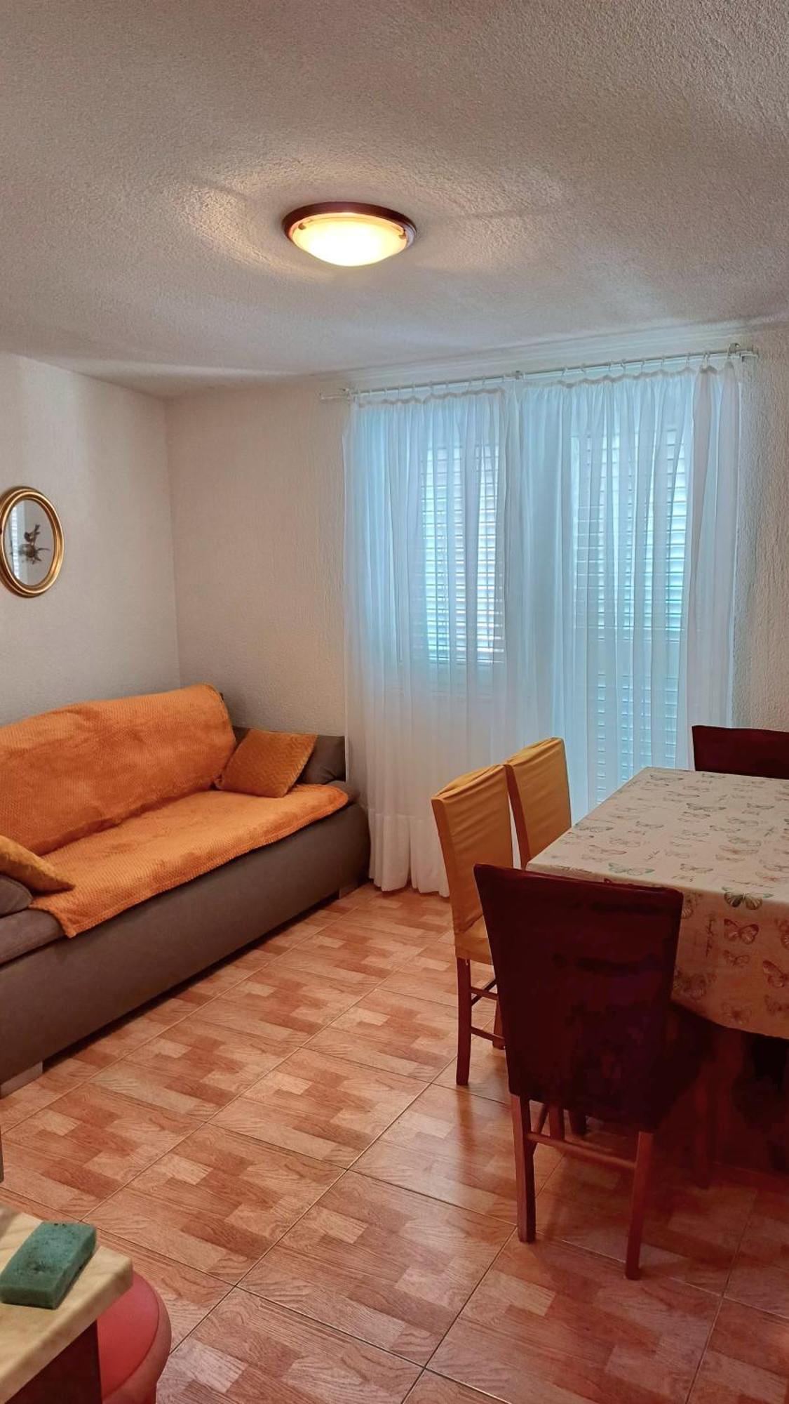 Apartmani Mira Vir Luaran gambar